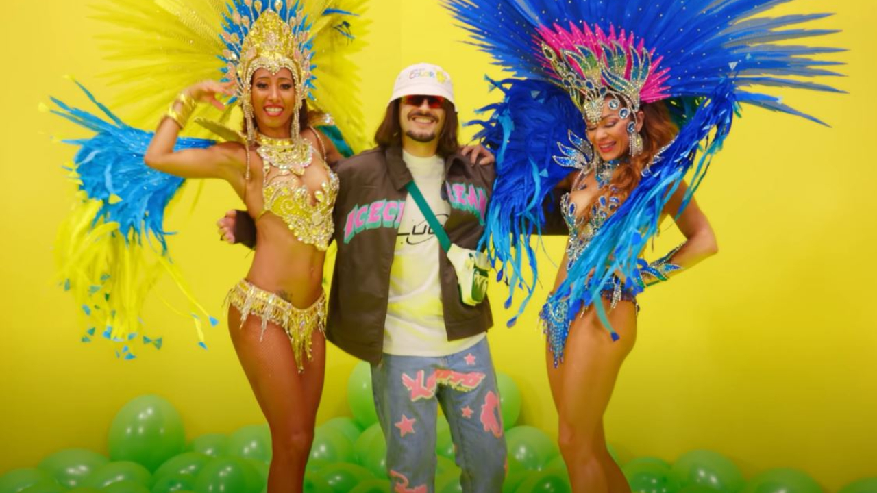 Lorenzo fume "La Kush" avec Tony Corrida