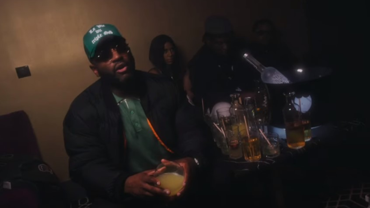 Mac Tyer est dans le "Carré VIP"