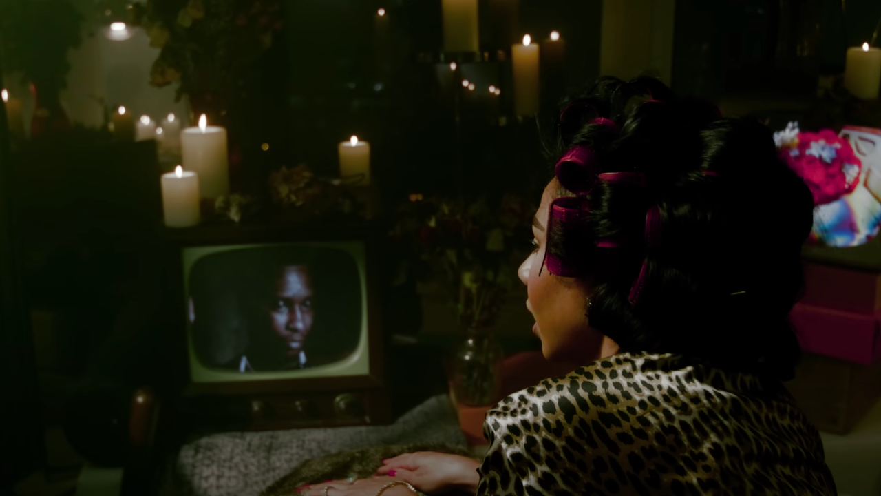 Mariah Scientist fait une déclaration à Young Thug dans "From a woman"