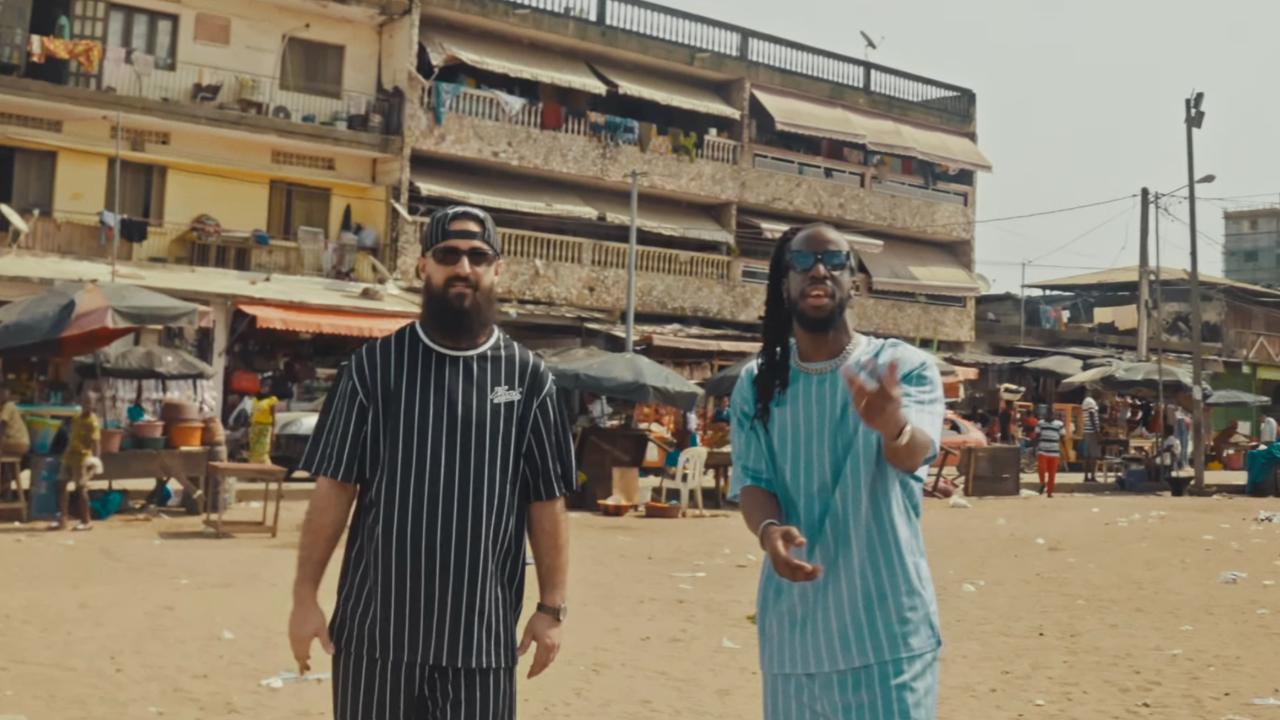 Matou et Youssoupha nous emmènent en Côte d'Ivoire dans le clip de "Pyramides"