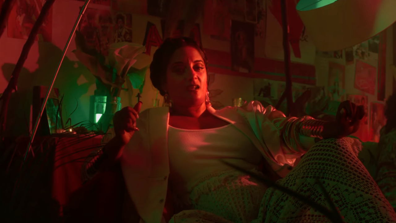 Maya Kamaty ne veut pas se mettre "ATR" Maya Kamaty ne veut pas se mettre "ATR"