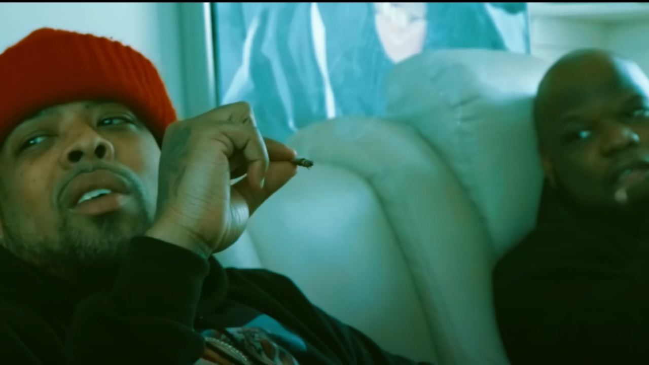 Meyhem Lauren suit la "Trigger Point Therapy"