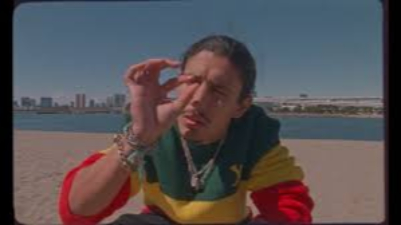 Moha MMZ est "Ivre" Moha MMZ est "Ivre"