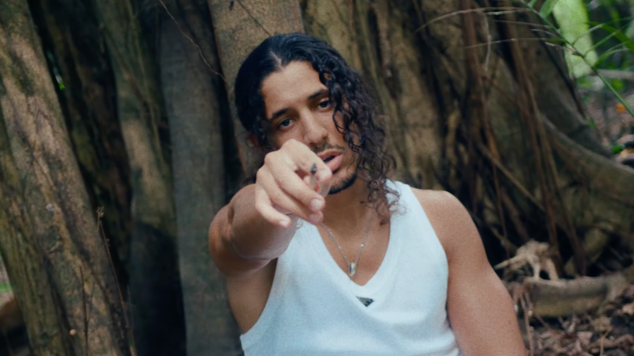 Moha MMZ est "Libre" dans son nouveau single