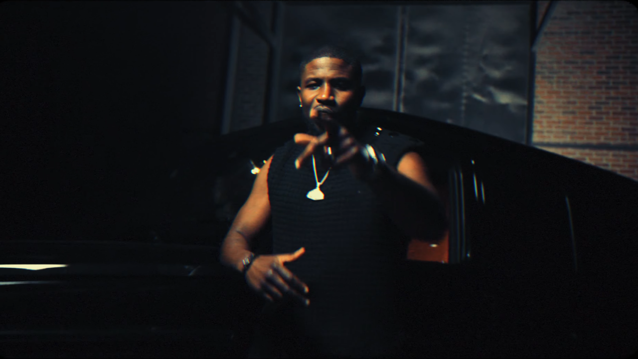 Momsii dévoile le clip de "YSL POLO"