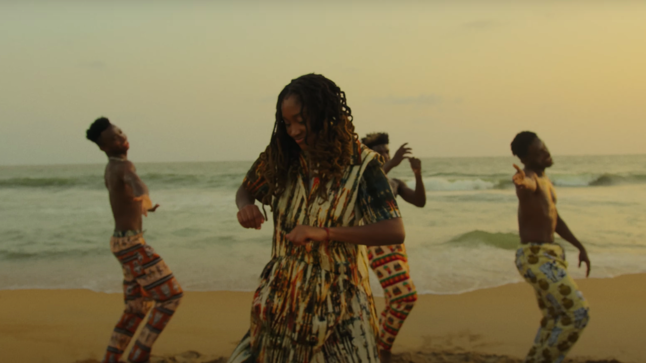 Mosty envoie le clip de "God Bless Africa"