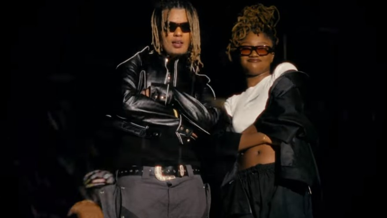 Mosty et Lala &ce sont "En tas"