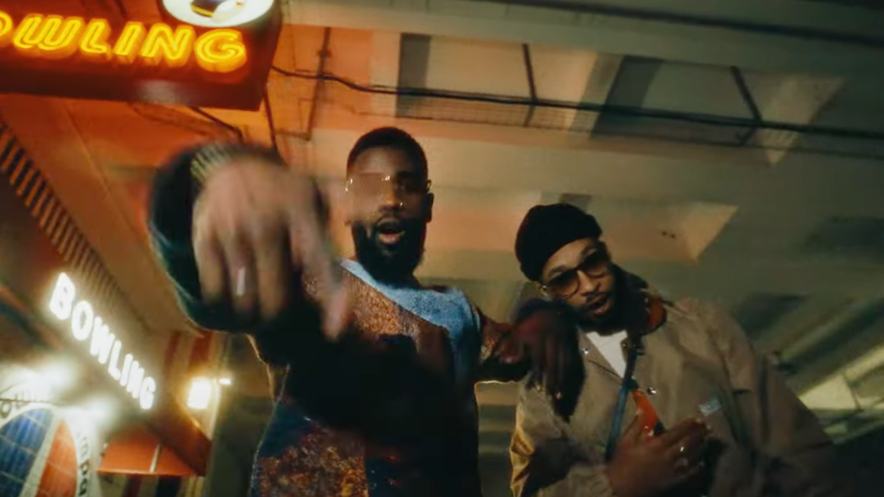 MV invite Krisy sur l'envoûtant "Mode Avion"