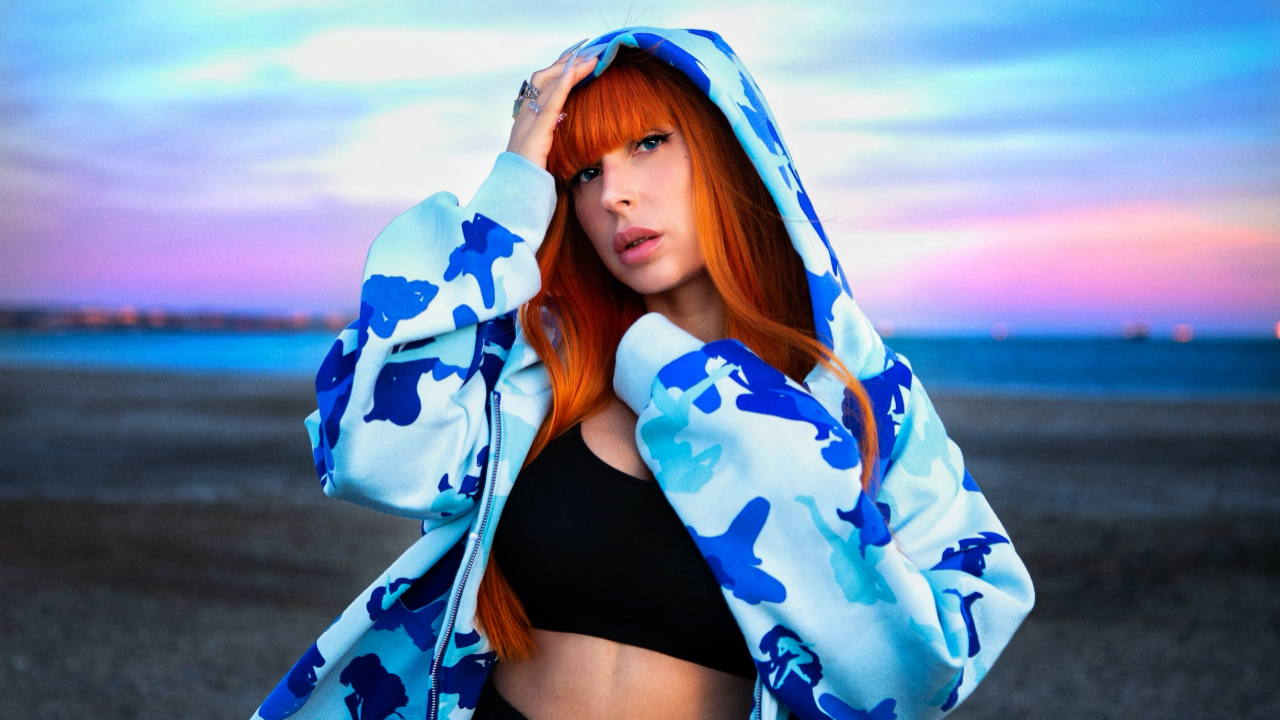 Nina Rossell est "Accro" Nina Rossell est "Accro"