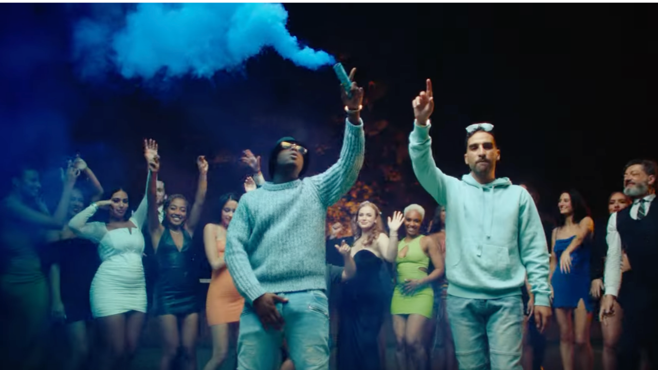 Ninho et Heuss l'Enfoiré chantent "La Marseillaise"