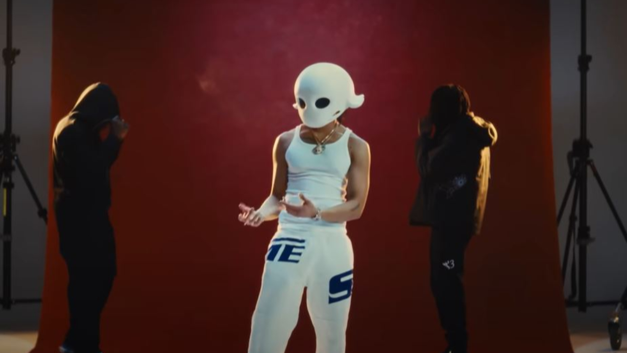 Oboy va serrer "Comme Ye"