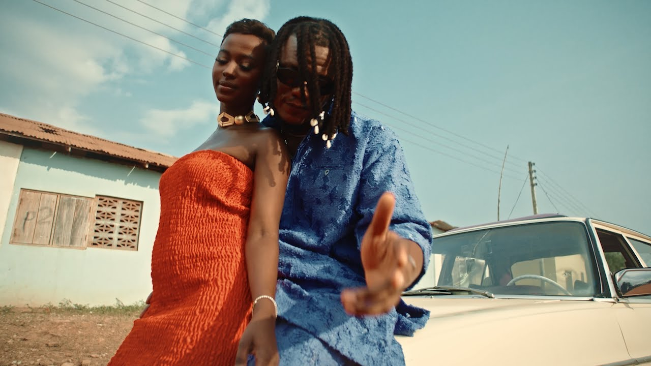 Pheelz sort le clip de l'envoûtant "Pheelz Like Summer"