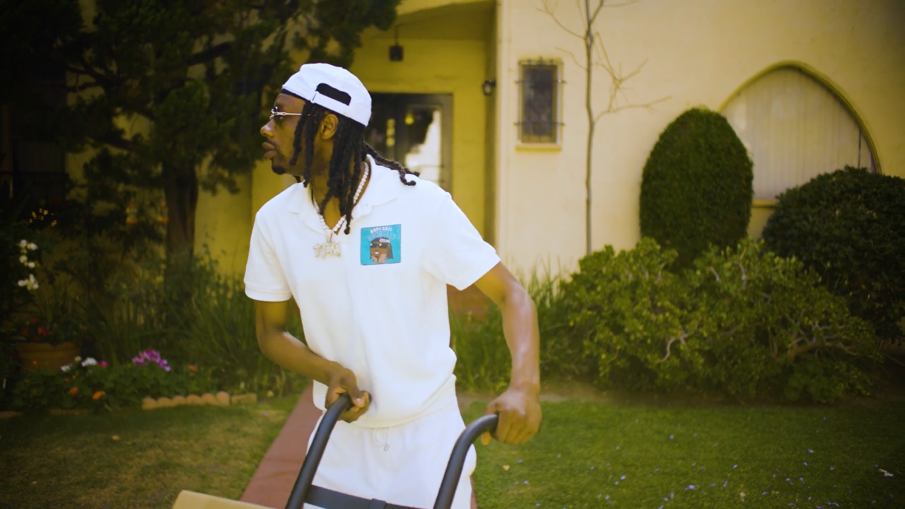 Rapi Sati devient livreur de "Brocolis" dans son nouveau clip