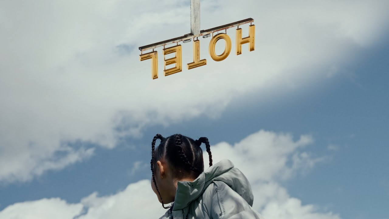 Ratu$ dévoile le clip de "DEMAIN" Ratu$ dévoile le clip de "DEMAIN"