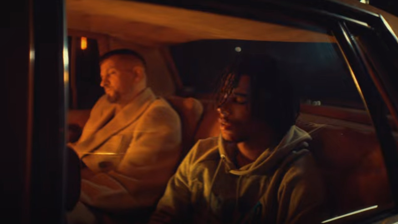 Riga, Stress, Izos sont "Les Autres"