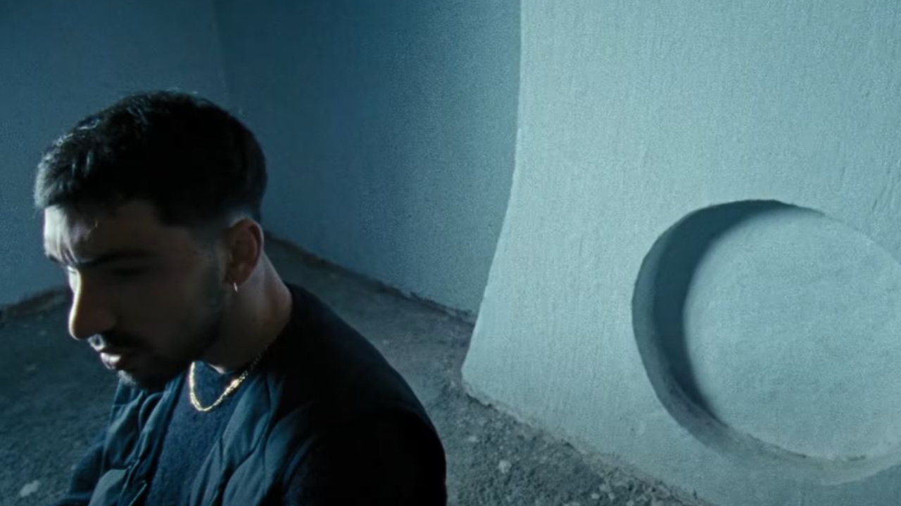 Robdblock donne une leçon de kickage dans "Faux Départs" Robdblock donne une leçon de kickage dans "Faux Départs"