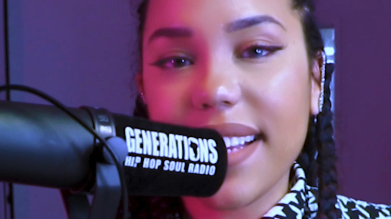 Rythme & Jayci : Chris Brown reprend "Me & U" de Cassie dans "Psychic"