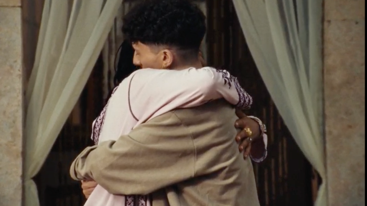 Saan chante pour "Leila" !