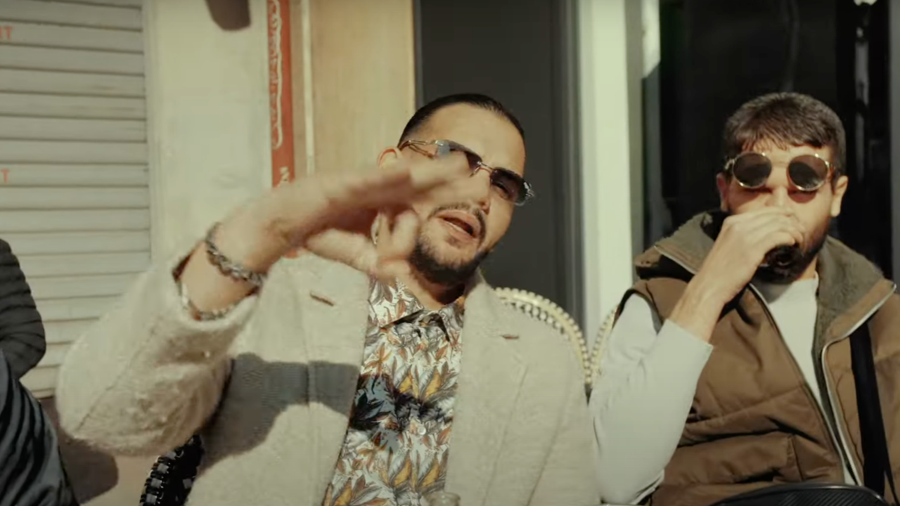 Sadek sort le clip bouillant de "Choqué"