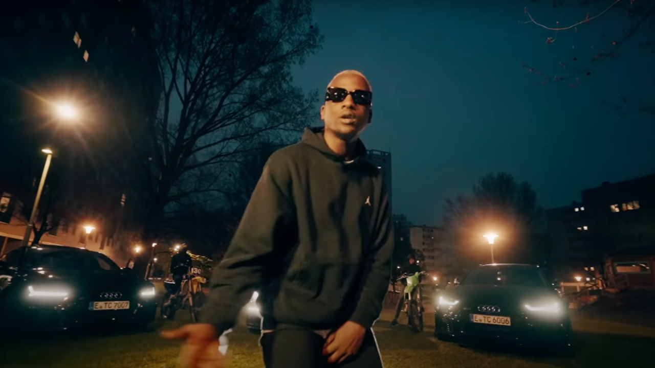 SAF est de retour avec "PLAVON"