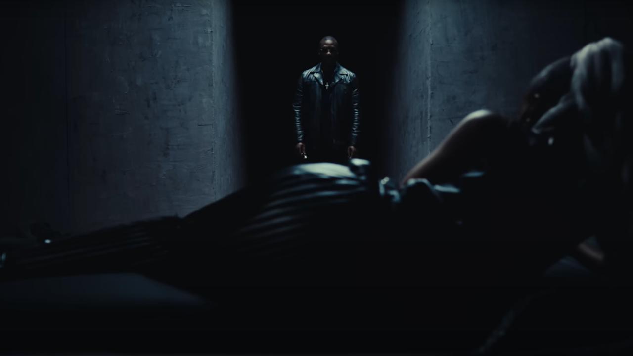 SDM dévoile le clip de "CARTIER SANTOS"