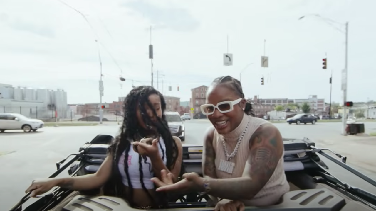 Skylar Blatt et Lola Booke sortent la suite de Fam "Fuck Fame Pt2"