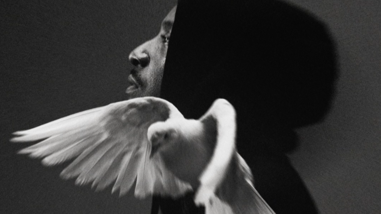 Soprano fête les 20 ans de "La colombe" avec "C24" Soprano fête les 20 ans de "La colombe" avec "C24"