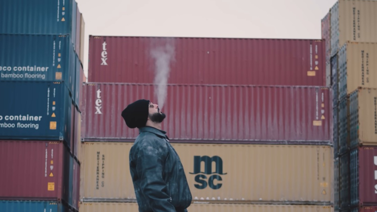 Souffrance et Légendes Industries en démonstration dans "La Monnaie, les diamants" Souffrance et Légendes Industries en démonstration dans "La Monnaie, les diamants"