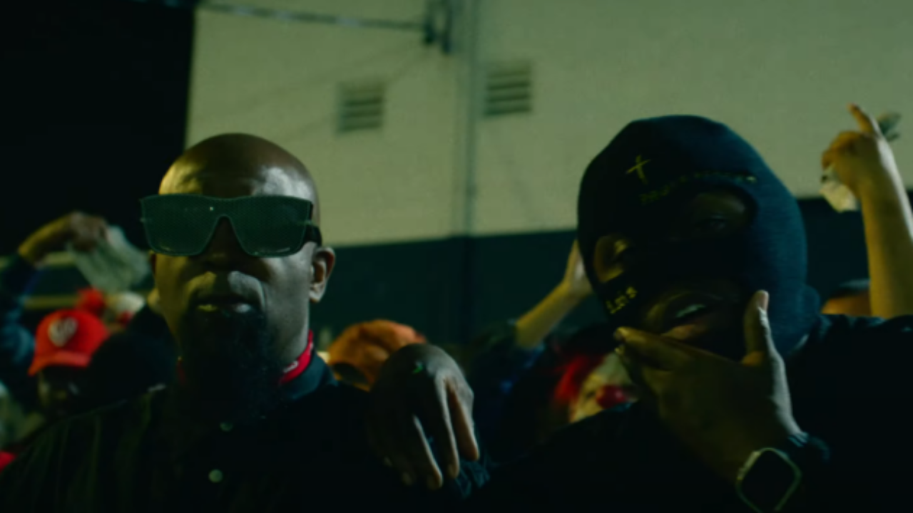 Techn N9ne en featuring avec RMR dans le clip "Fatha Fig Ya"