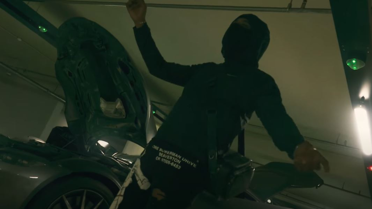 TH sort son "Aston Martin Valkyrie" TH sort son "Aston Martin Valkyrie"