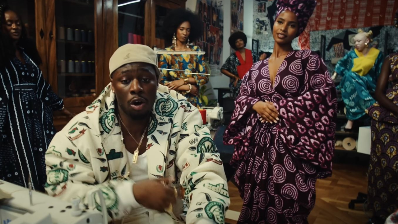 Tiakola : avec "Mbife", "Catimini" et "Code 187", il met 3 clips dans les tendances Youtube Tiakola : avec "Mbife", "Catimini" et "Code 187", il met 3 clips dans les tendances Youtube