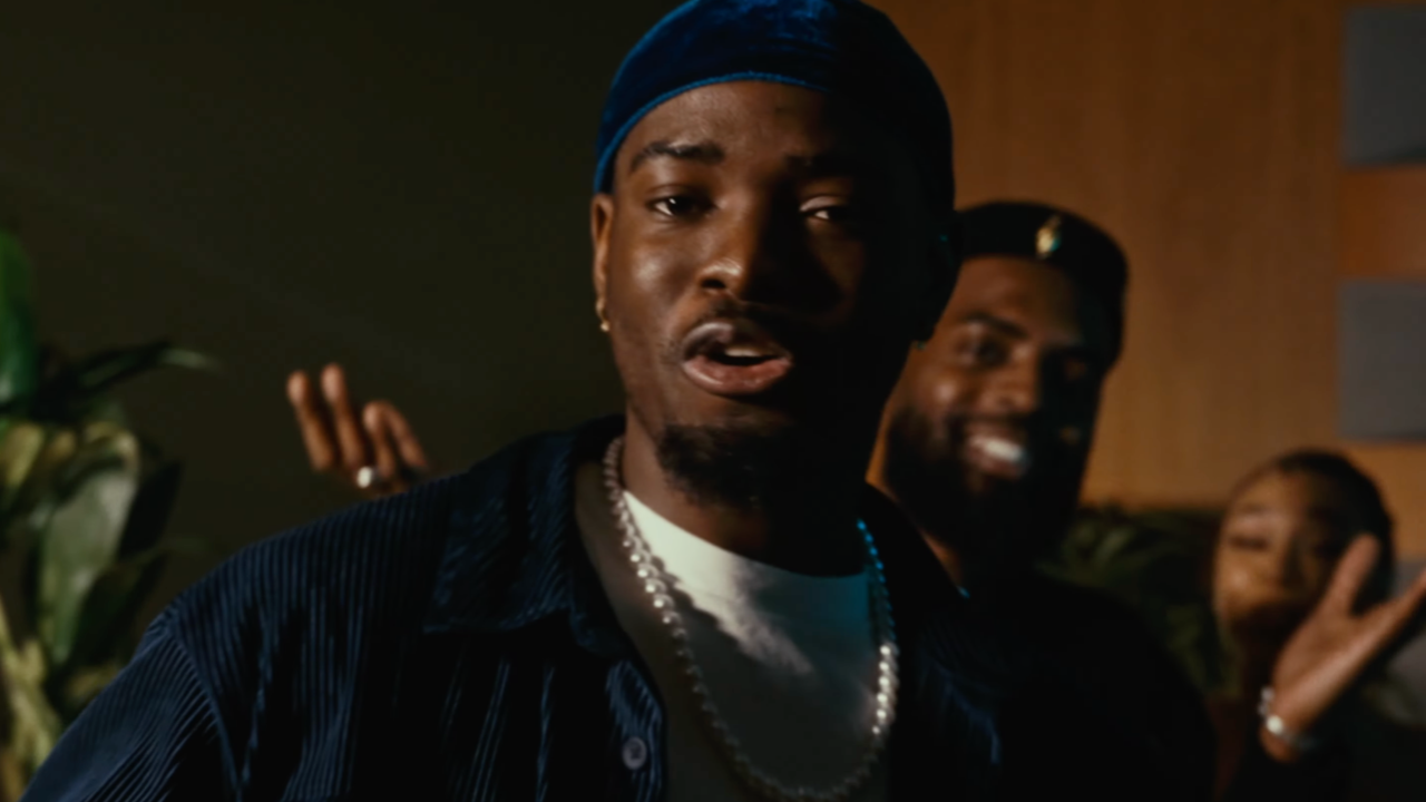 Titai invite Limo sur le délicieux "Aucun défaut"