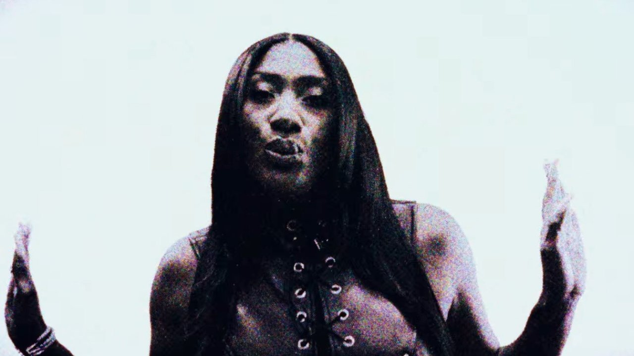 Triangle des Bermudes et Aya Nakamura s'en "Balek"