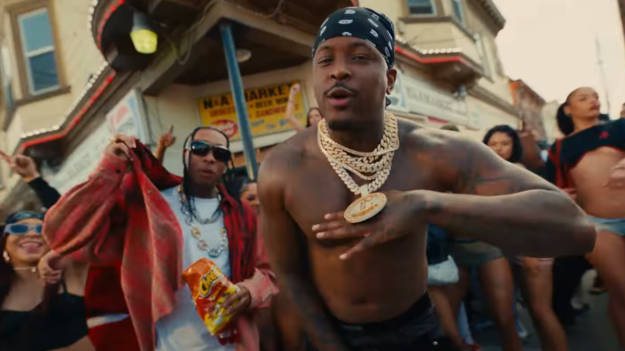 Tyga et YG : Boss de L.A dans "Platinum" Tyga et YG : Boss de L.A dans "Platinum"