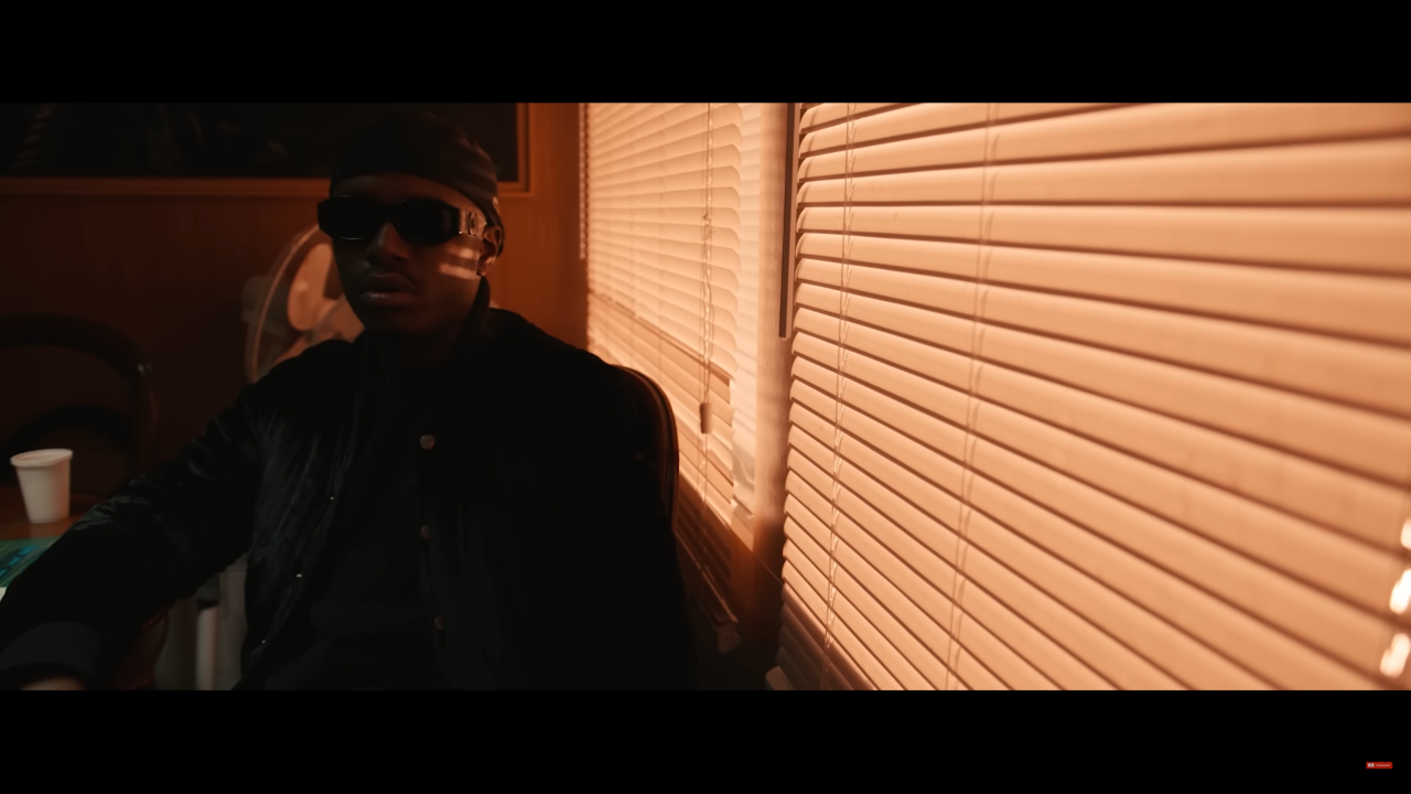 Werenoi  le sait "All eyes on me"