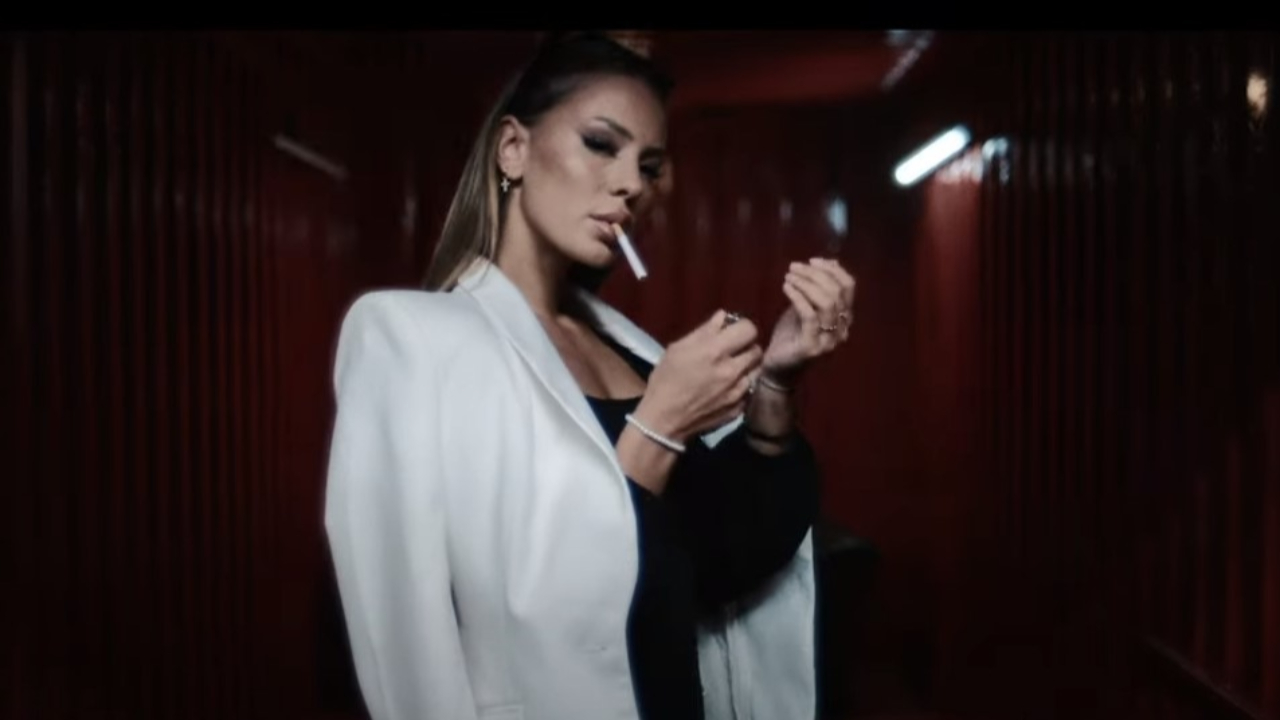 Werenoi t'avertit : elle est "Mauvaise" Werenoi t'avertit : elle est "Mauvaise"