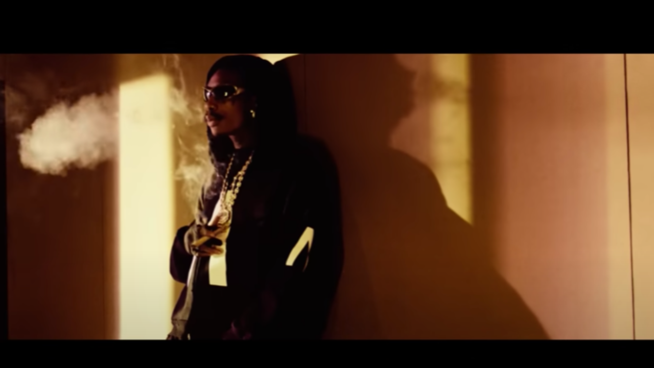 Wiz Khalifa  se sent fort dans "Cream Corn"