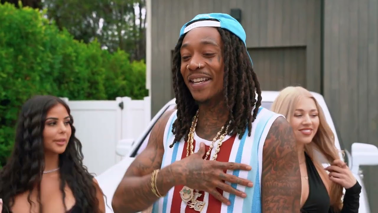 Wiz Khalifa dépasse les limites dans "Close Frame"