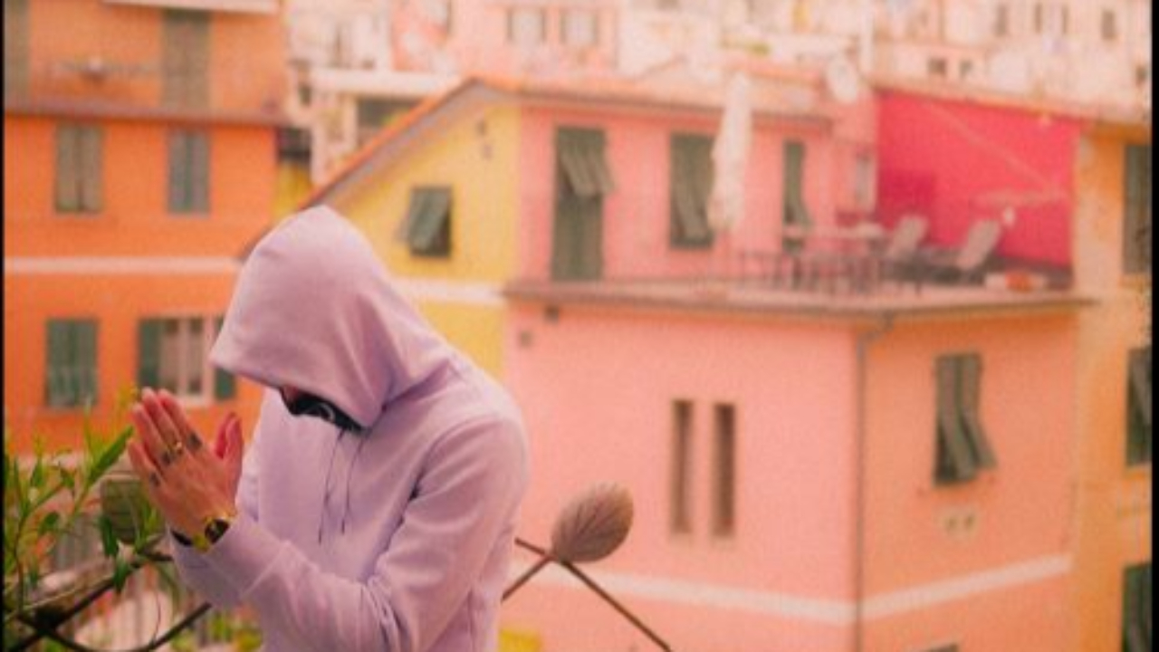 YNG Trvpboy dévoile son nouveau clip "Alliés" YNG Trvpboy dévoile son nouveau clip "Alliés"