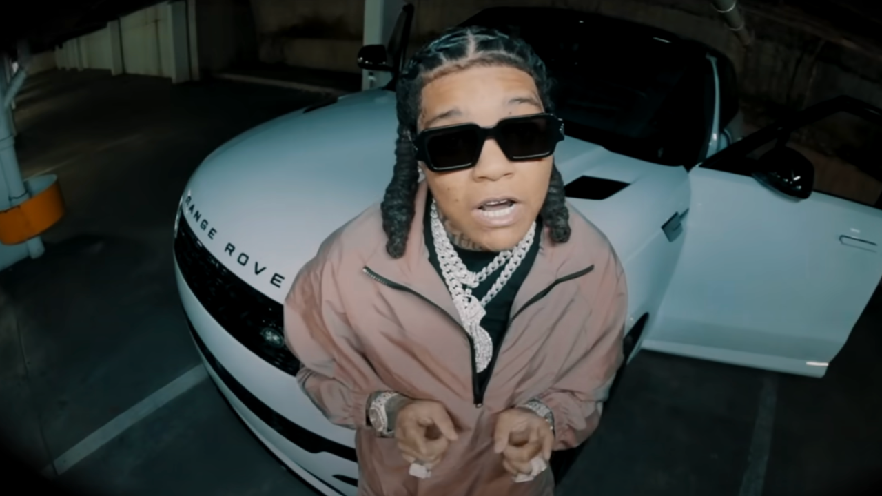 Young M.A déchire tout dans "Watch"