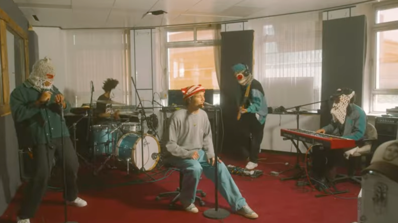 Zéphir présente une live session de son album, "Clyde"