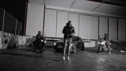 2 Mètres annonce son prochain projet avec "HWASONG 17" 2 Mètres annonce son prochain projet avec "HWASONG 17"