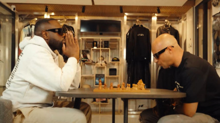Alkpote et Gims déchaînés dans "Cypher" Alkpote et Gims déchaînés dans "Cypher"