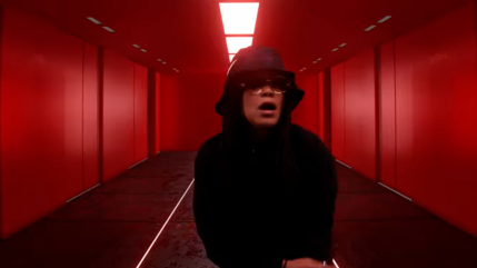 Almä Mango est de retour avec "Feu Rouge"