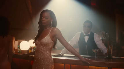 Babyface et Ari Lennox dévoile le clip de l'envoûtant "Liquor"