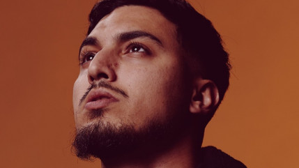 Benab chante pour la paix en Palestine dans "Motaz Azaiza"