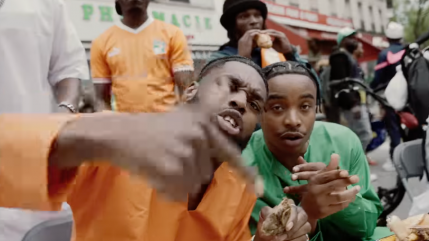 Bhk220 se connecte avec Junior Bvndo sur "Drogbacité"