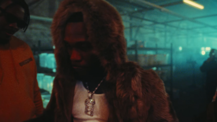 Burna Boy est sur de lui dans "Tested, Approved & Trusted"