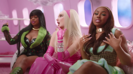 City Girls et Kim Patreas jouent aux princesses dans "Flash"