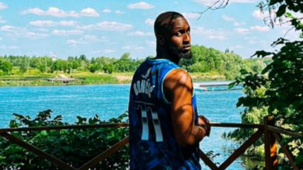 DJEFFI balance un nouveau titre : "Des Années" DJEFFI balance un nouveau titre : "Des Années"